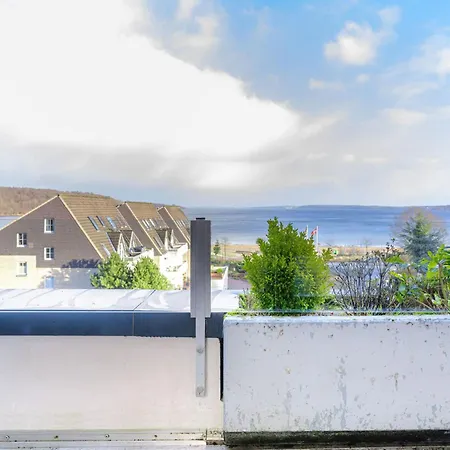 Apartment Seaside Mit Direkter Strandblick & 2 Balkone By Interhome Apartman