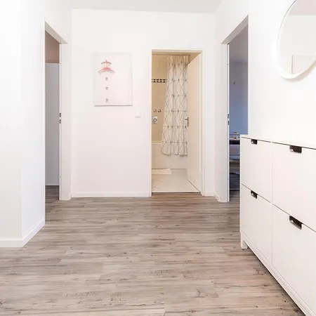 Apartman Apartment Seaside Mit Direkter Strandblick & 2 Balkone By Interhome